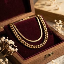 Double Necklace (ضهر حيه و كارتير عريض)